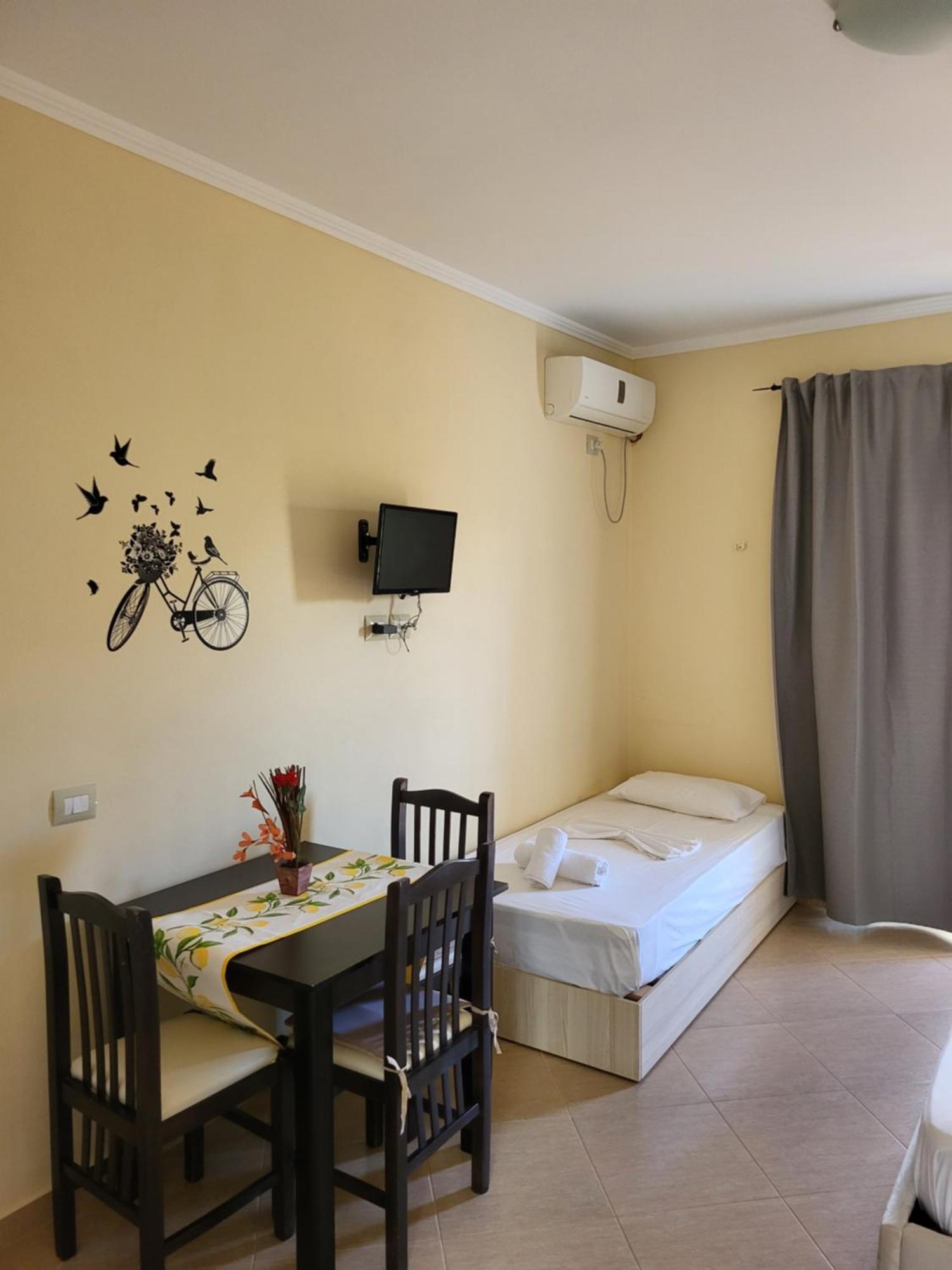 Apartments Jay Ksamil Luaran gambar